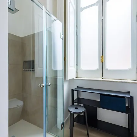 Thelos Apartamento *